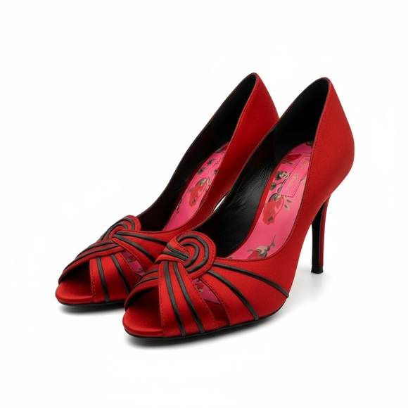 Betsey Johnson “Landen” Red Black Satin Heels Sz 8.5 NIB 4” Classic Formal Party - Picture 1 of 12